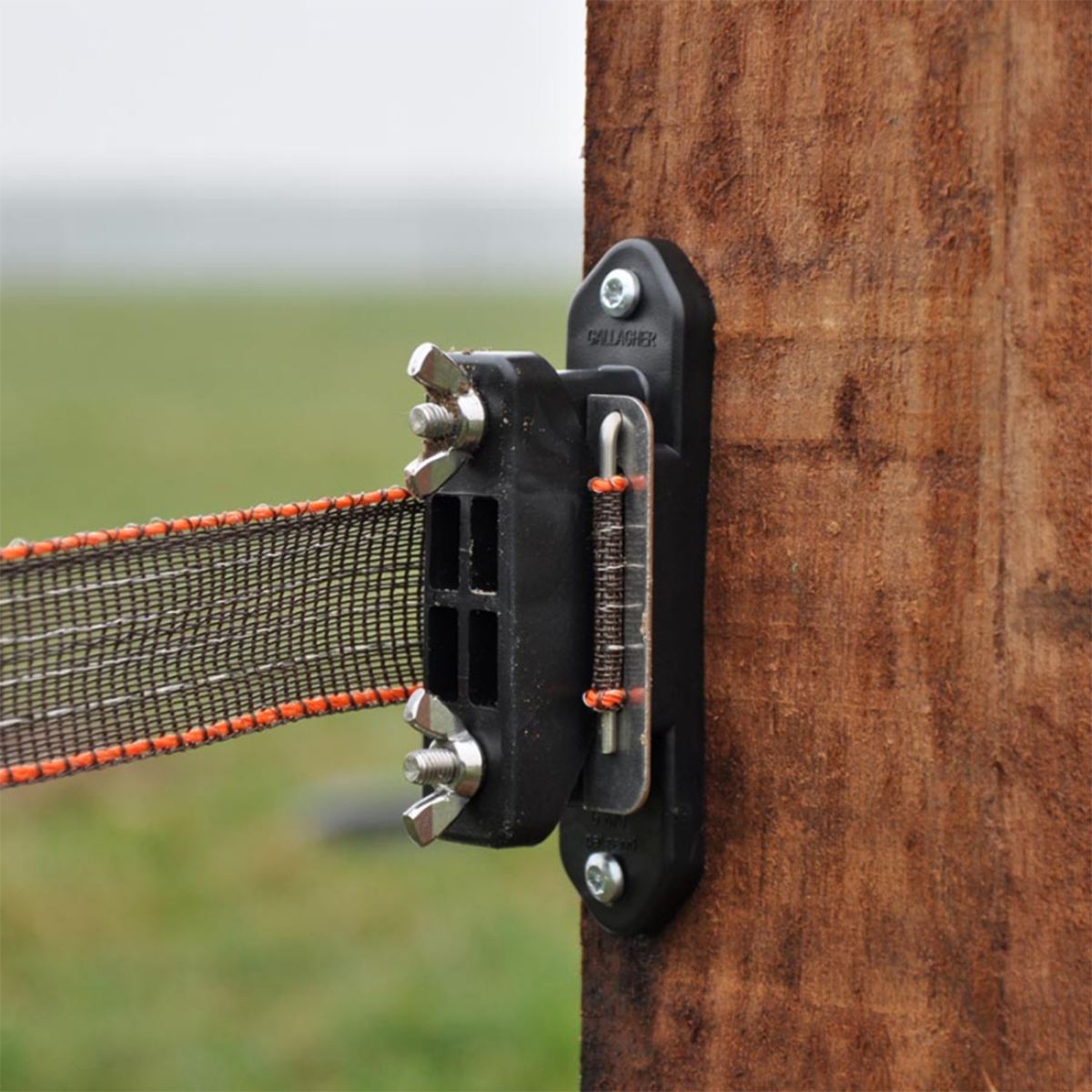 Gallagher TurboLine Breitband-Eckisolator Detail